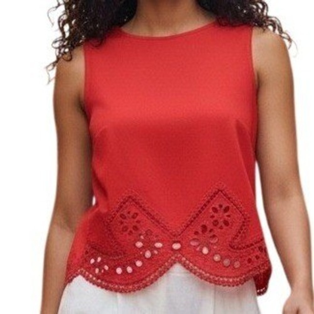 BEBE Stunning Dark Orange Scalloped Embroidered Hem Top  EUC‎ Size Small